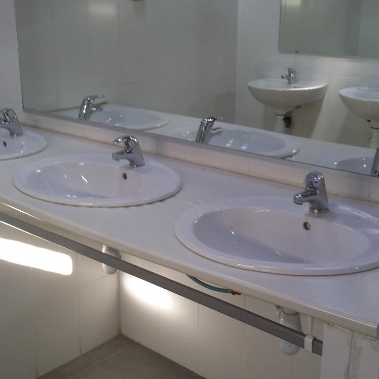 Camping Sud Ardèche - Rosières en Ardèche Sanitaire