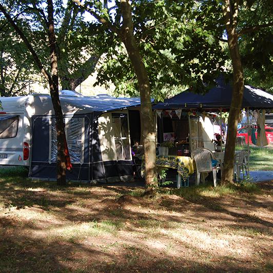 Emplacements de camping en Ardèche - Rosières